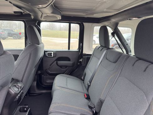 New 2026 Jeep Wrangler Sport AWD/4WD image 32