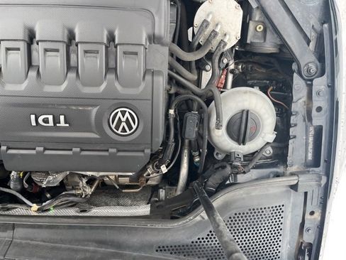 Used 2015 Volkswagen Golf TDI SEL image 26