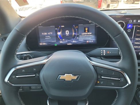 Used 2026 Chevrolet Silverado EV LT image 28