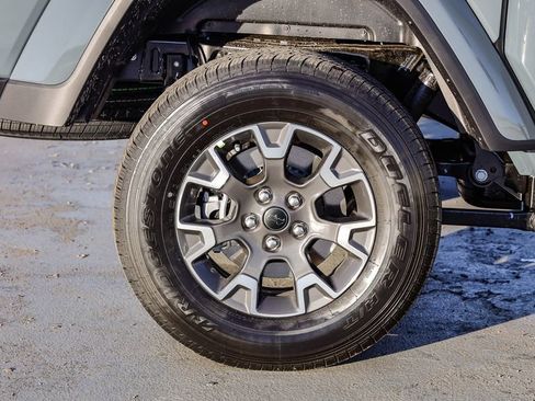 New 2026 Jeep Gladiator Sport AWD/4WD image 11