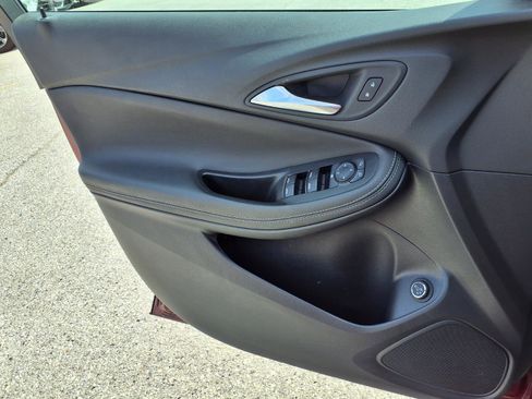 Used 2023 Buick Encore GX Select w/ Sport Touring Package FWD image 25