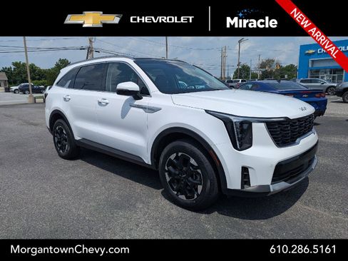 Used 2025 Kia Sorento S w/ Panoramic Sunroof Package AWD/4WD image 1