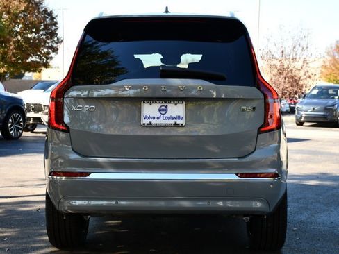 New 2026 Volvo XC90 B6 Plus w/ Protection Package Premier image 6