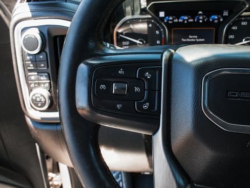 Used 2019 GMC Sierra 1500 Denali w/ Denali Ultimate Package AWD/4WD image 14
