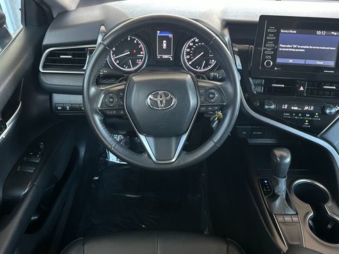 Used 2024 Toyota Camry SE FWD image 13