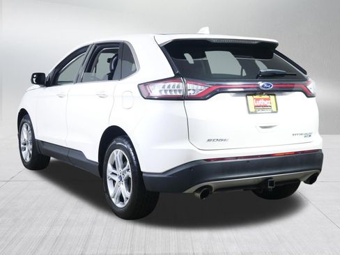 Used 2018 Ford Edge Titanium w/ Class II Trailer Tow Package AWD/4WD image 5