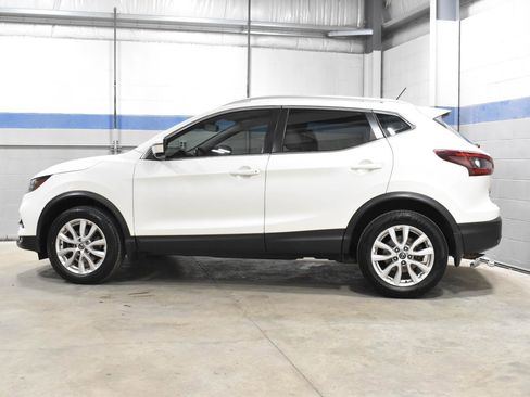 Used 2020 Nissan Rogue Sport SV w/ Technology Package FWD image 20