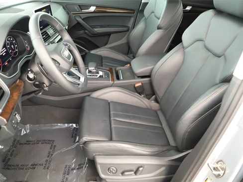 Used 2019 Audi Q5 2.0T Premium Plus image 24