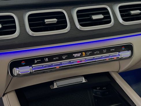 Used 2020 Mercedes-Benz GLE 350 4MATIC image 12