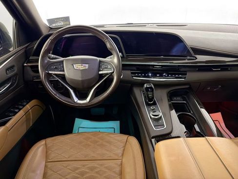 Used 2022 Cadillac Escalade ESV Sport w/ Touring Package image 23