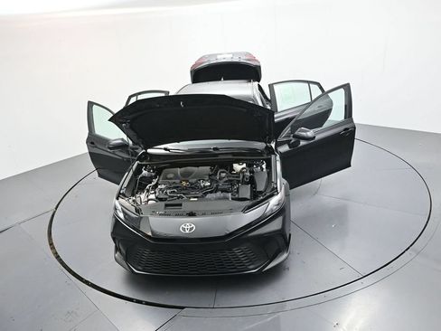 Used 2025 Toyota Camry SE FWD image 33