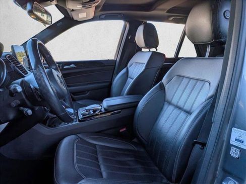 Used 2019 Mercedes-Benz GLE 400 4MATIC w/ Premium 2 Package image 15