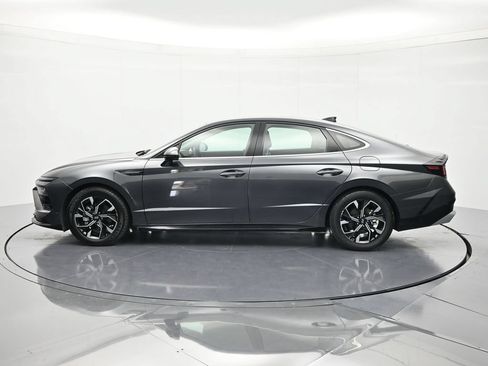 Used 2025 Hyundai Sonata SEL AWD/4WD image 8