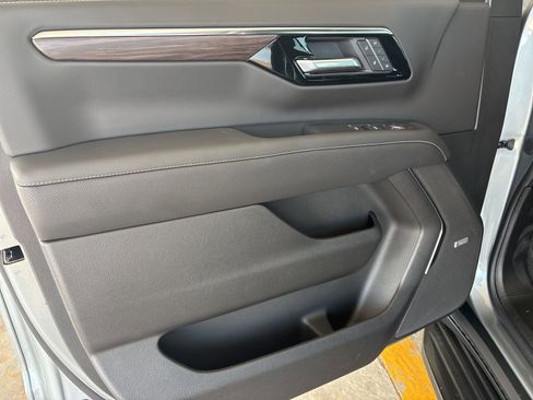 New 2026 Chevrolet Suburban Premier w/ Sun And Tow Package image 7