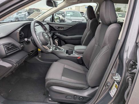 Used 2024 Subaru Outback Premium AWD/4WD image 15