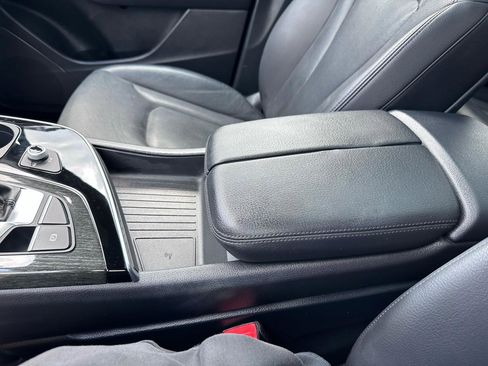 Used 2017 Audi Q7 2.0T Premium Plus w/ Premium Plus Package image 38