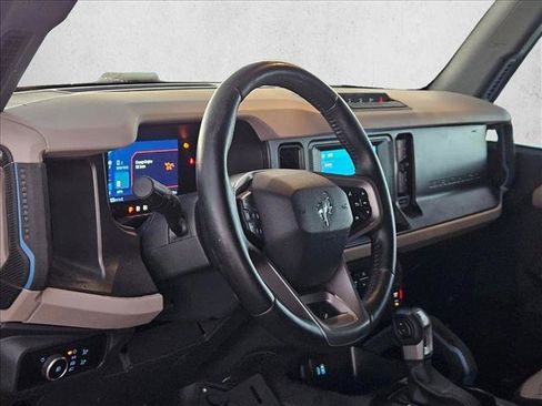 Used 2023 Ford Bronco Wildtrak AWD/4WD image 8