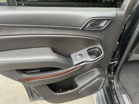 Used 2019 GMC Yukon SLT image 23