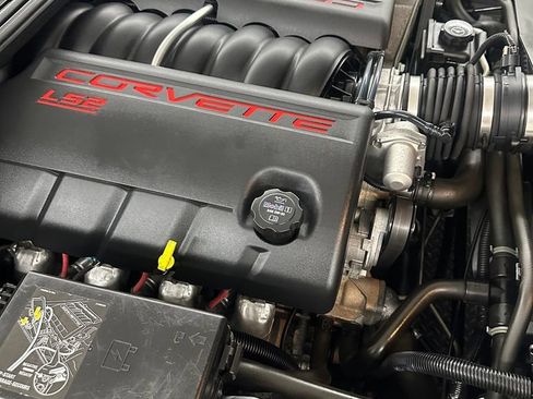 Used 2006 Chevrolet Corvette Convertible w/ Preferred Equipment Group RWD image 8