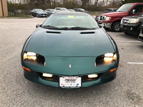 Used 1997 Chevrolet Camaro Z28 w/ Preferred Equipment Group 1 image 3