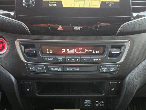 Used 2023 Honda Passport TrailSport image 19