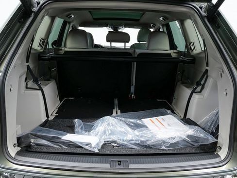 New 2026 Volkswagen Atlas SEL Premium R-Line image 28