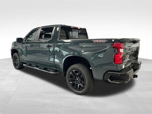 Used 2025 Chevrolet Silverado 1500 LT Trail Boss w/ Convenience Package II AWD/4WD image 5