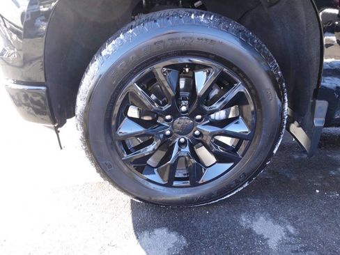 Used 2023 Chevrolet Silverado 1500 Custom image 52