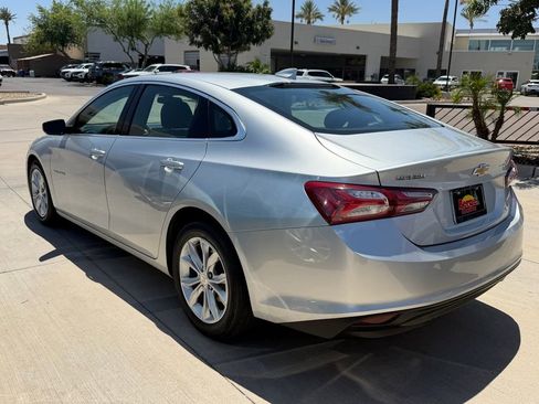 Used 2022 Chevrolet Malibu LT FWD image 3