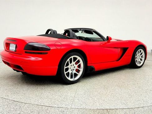 Used 2004 Dodge Viper SRT-10 RWD image 5