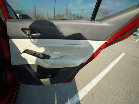 Used 2023 Nissan Altima 2.5 SL image 23