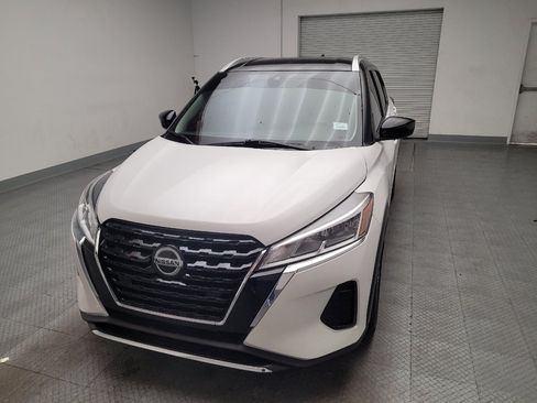 Used 2021 Nissan Kicks SV FWD image 15