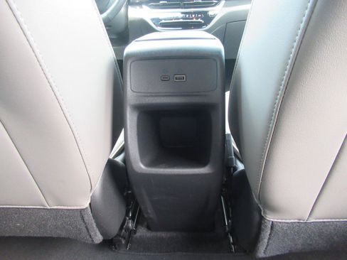 Certified 2024 Buick Envista Avenir FWD image 35
