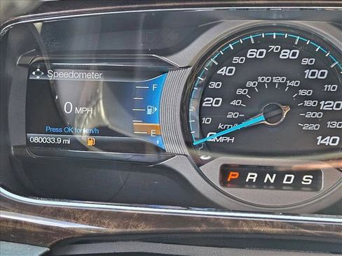 Used 2017 Ford Taurus Limited FWD image 10