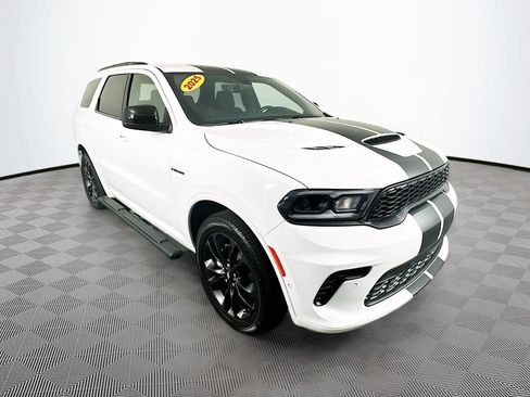 Certified 2025 Dodge Durango R/T w/ Blacktop Package AWD/4WD image 2