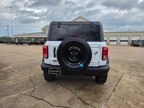 New 2026 Ford Bronco Big Bend w/ Black Diamond Package AWD/4WD image 6