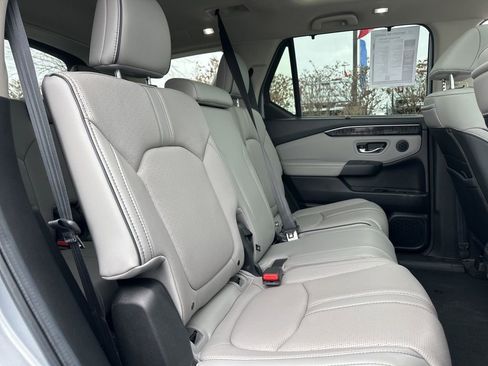 Used 2023 Honda Pilot Elite image 35