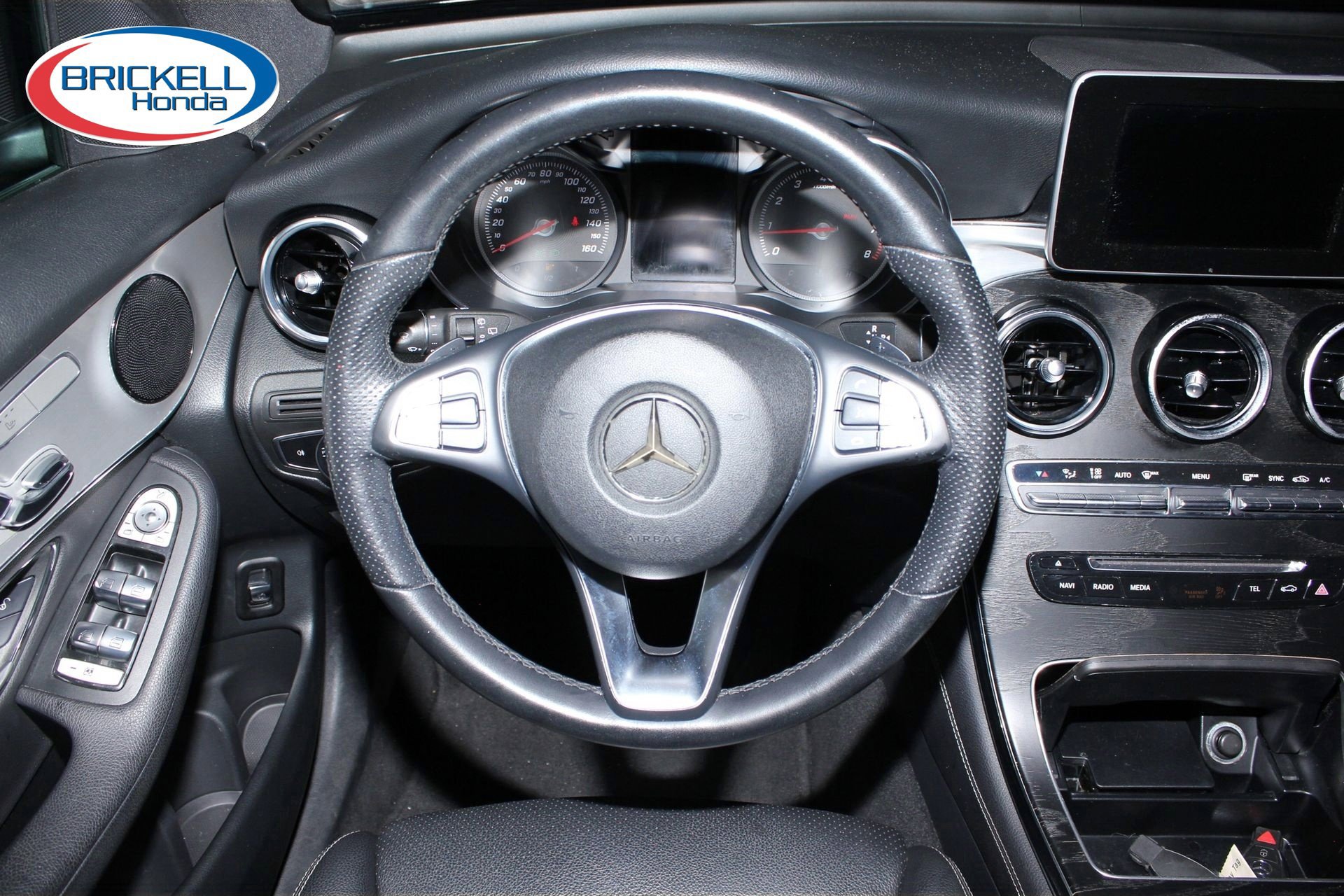 Used 2019 Mercedes-Benz GLC 300 image 18