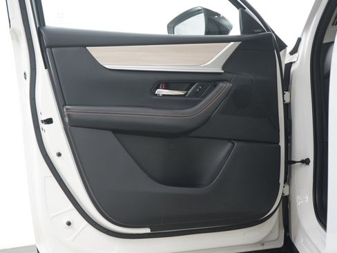 Certified 2025 MAZDA CX-90 Plug-In Hybrid w/Premium Sport image 21