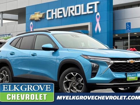 New 2026 Chevrolet Trax LT w/ Driver Confidence Package image 1