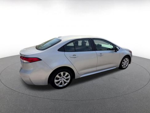 Used 2025 Toyota Corolla LE FWD image 14