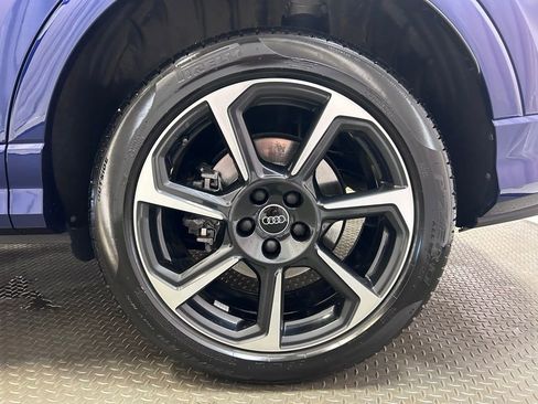 Certified 2025 Audi Q3 2.0T Premium Plus AWD/4WD image 36