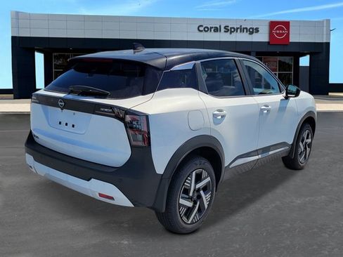 New 2025 Nissan Kicks SV image 5