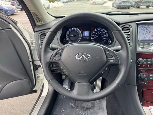 Used 2016 INFINITI QX50 AWD w/ Technology Package image 12