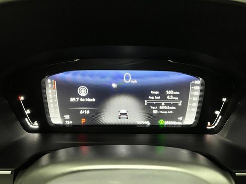Used 2025 Honda Pilot Elite image 25