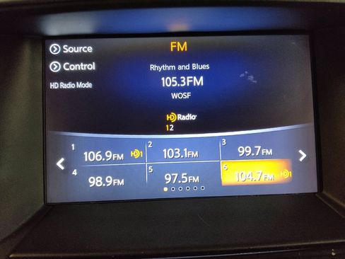 Used 2019 Nissan Pathfinder S image 25