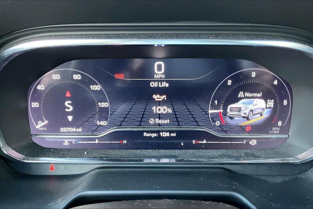 Used 2024 GMC Yukon SLE w/ Gmc Pro Safety Plus Package AWD/4WD image 20
