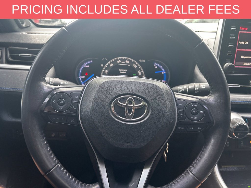 Used 2020 Toyota RAV4 XSE AWD/4WD image 25