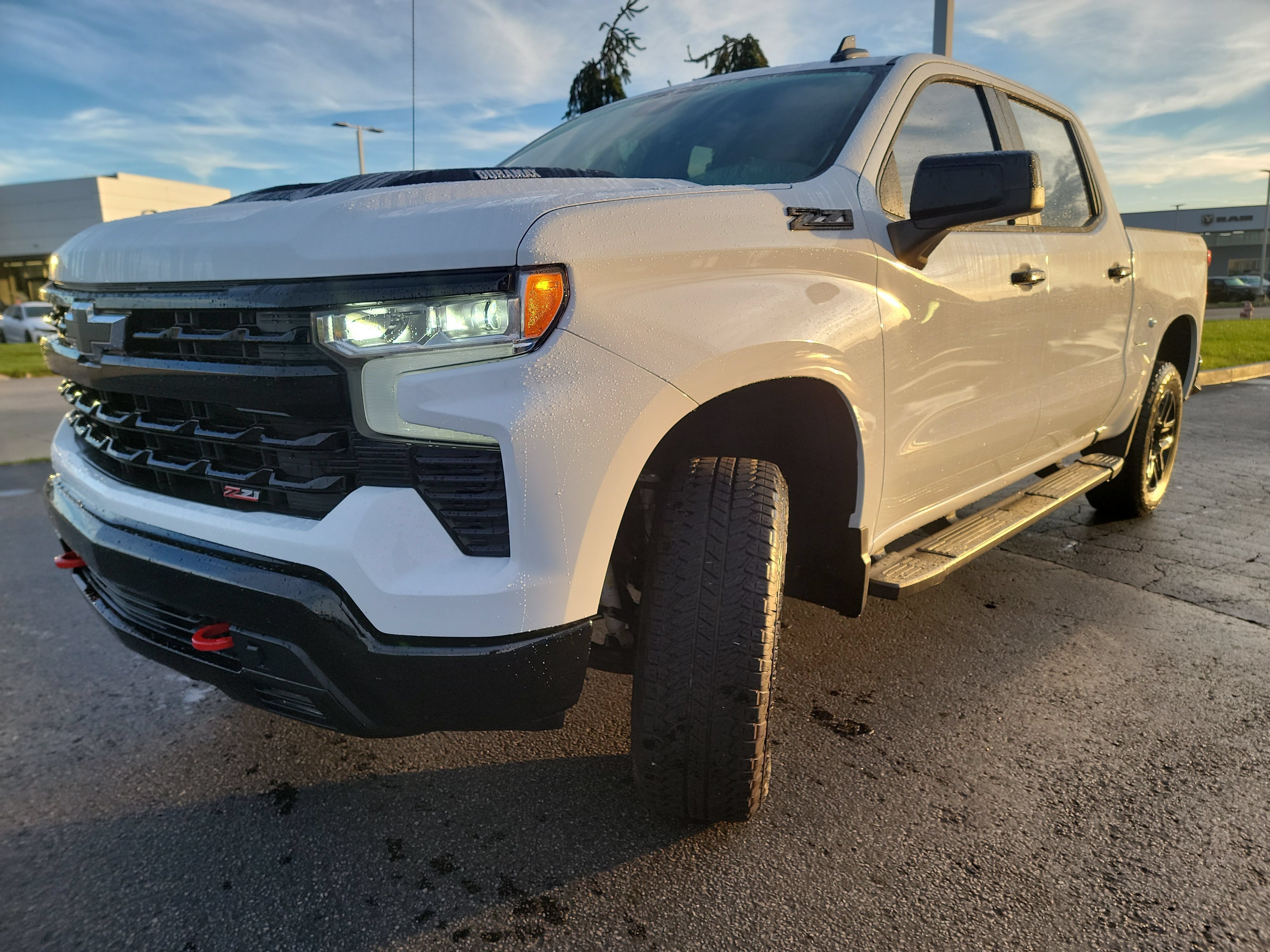 Used 2026 Chevrolet Silverado 1500 LT Trail Boss w/ Convenience Package II AWD/4WD image 3