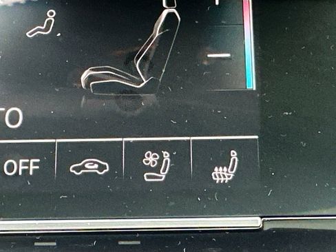 Used 2024 Audi A6 Premium Plus w/ Executive Package image 21